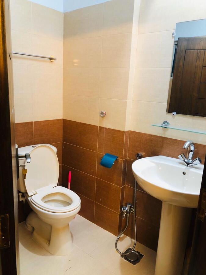 Tourist Inn Apartment Исламабад Екстериор снимка